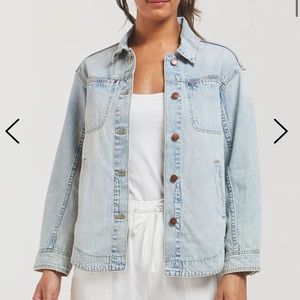 NWT Velvet Heart Denim Shacket in light wash